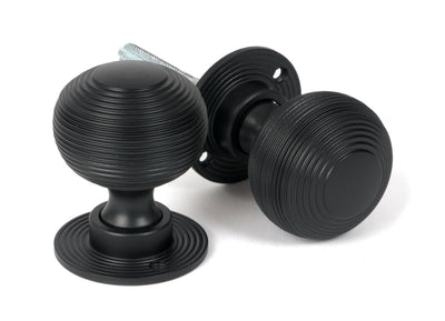 From The Anvil 46404 - Matt Black Heavy Beehive Mortice/Rim Knob Set